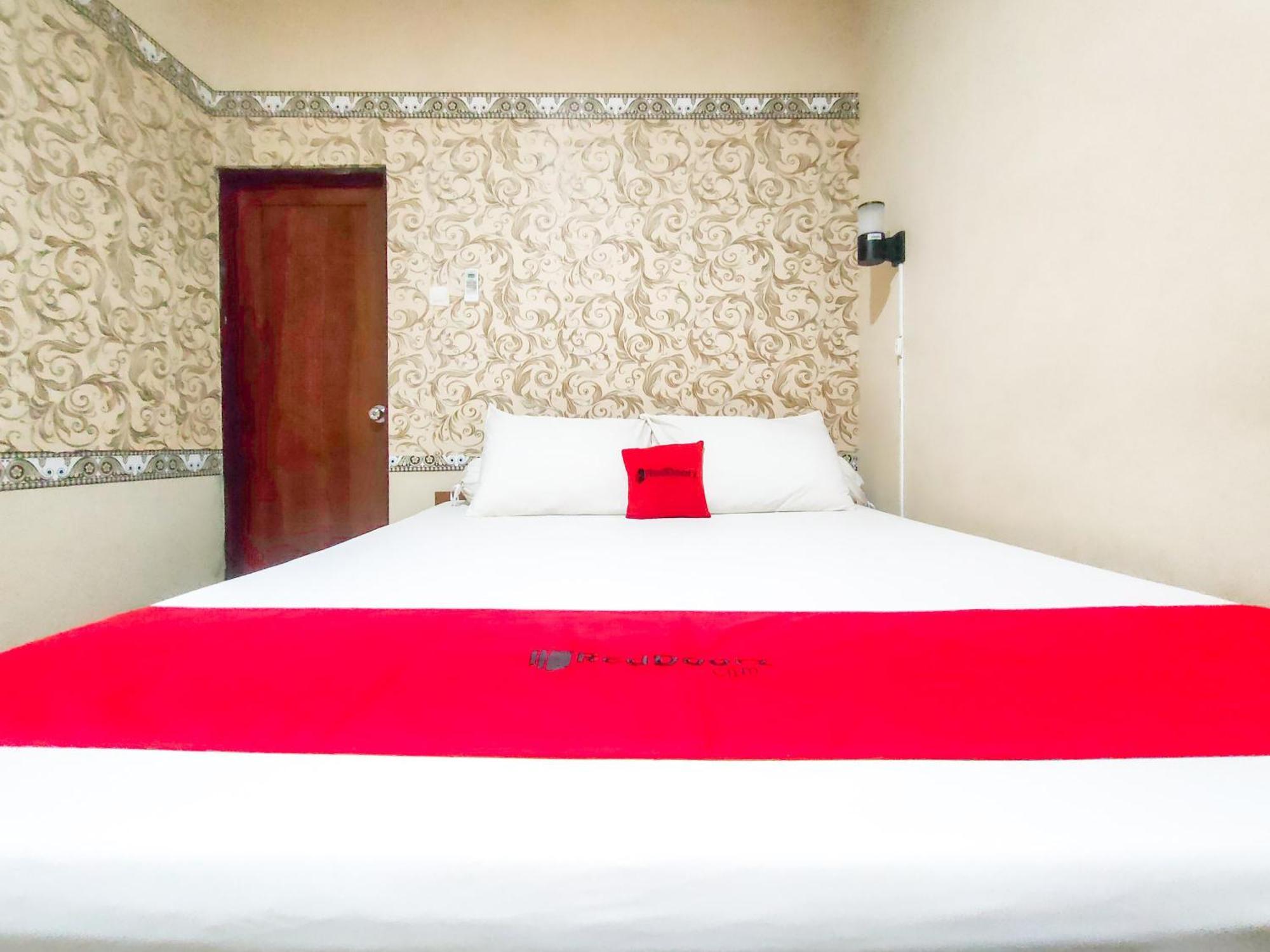 Hotel Reddoorz Syariah At Graha Adi Karya Kartasura Kartosuro Exterior foto